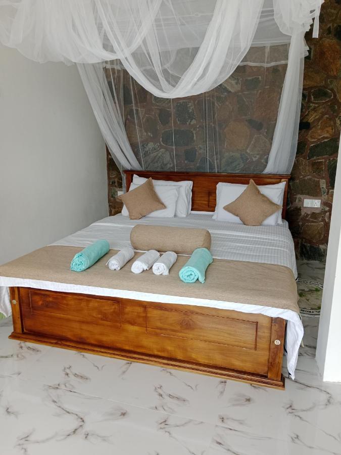Ella Glory Inn Extérieur photo