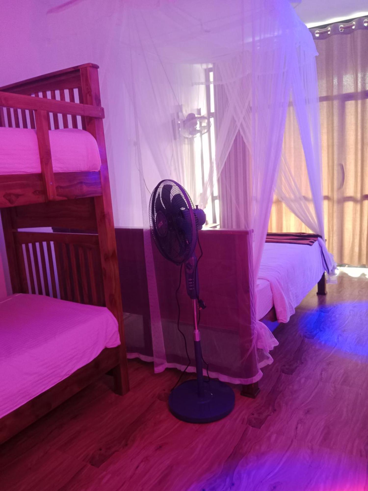 Ella Glory Inn Extérieur photo